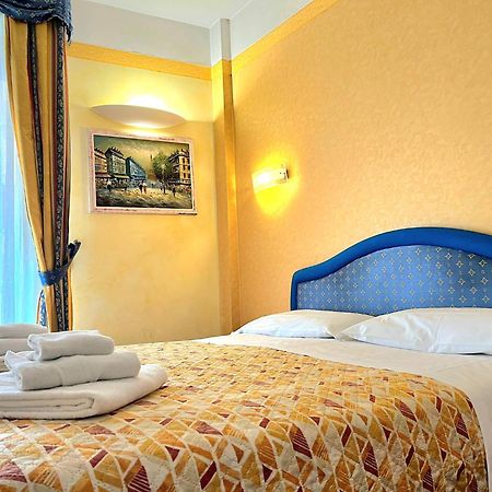 Hotel Soleblu Rimini Buitenkant foto