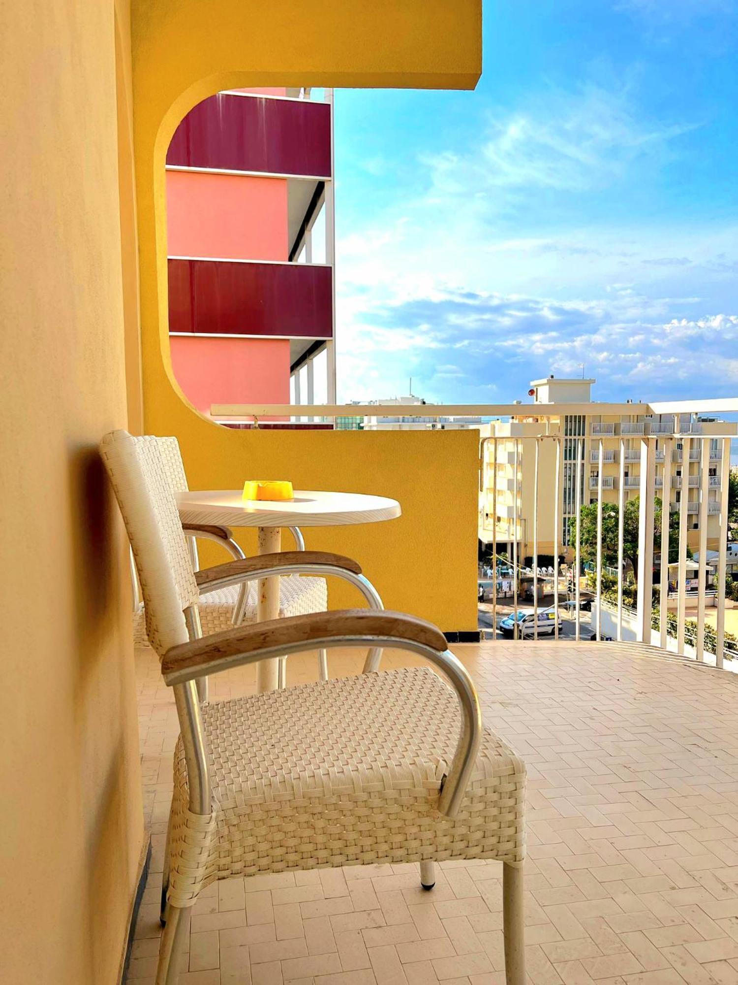 Hotel Soleblu Rimini Buitenkant foto